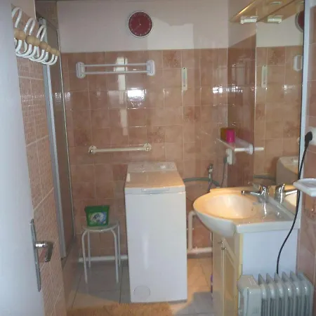 Pres De La Avec Balcon Et Parking, Ideal Pour 6 Personnes - Fr-1-387-154 マルセイヤン