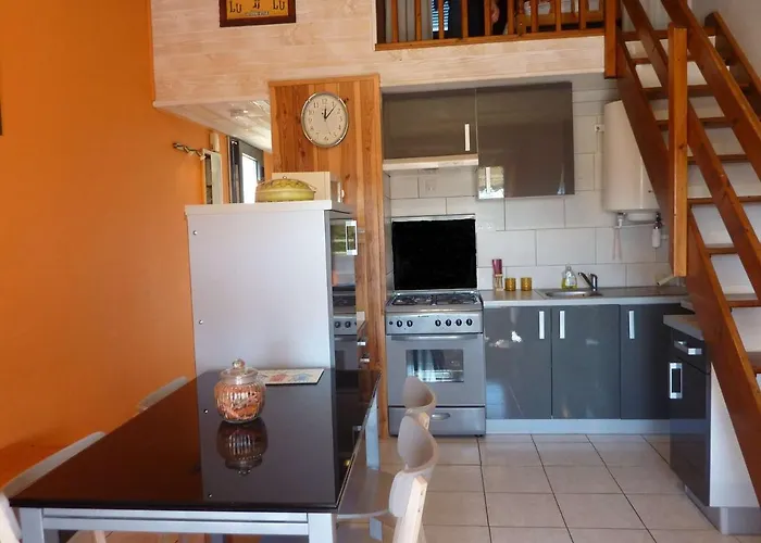 Pres De La Avec Balcon Et Parking, Ideal Pour 6 Personnes - Fr-1-387-154 *